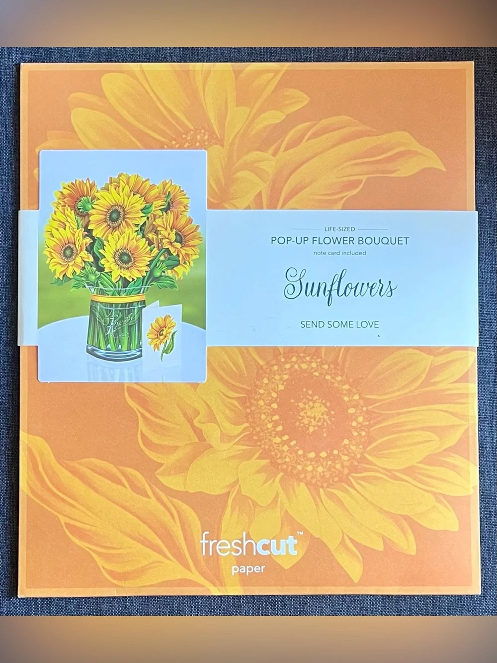 NWT VAN GOGH INSPIRED LIFE LIKE SUNFLOWER POP-UP BOUQUET & VASE W/ CARD 2 MATCH